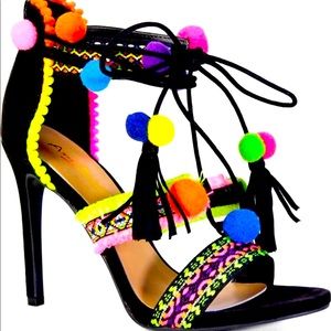 Anne Michelle Sandal Size 11 Black New In Box!